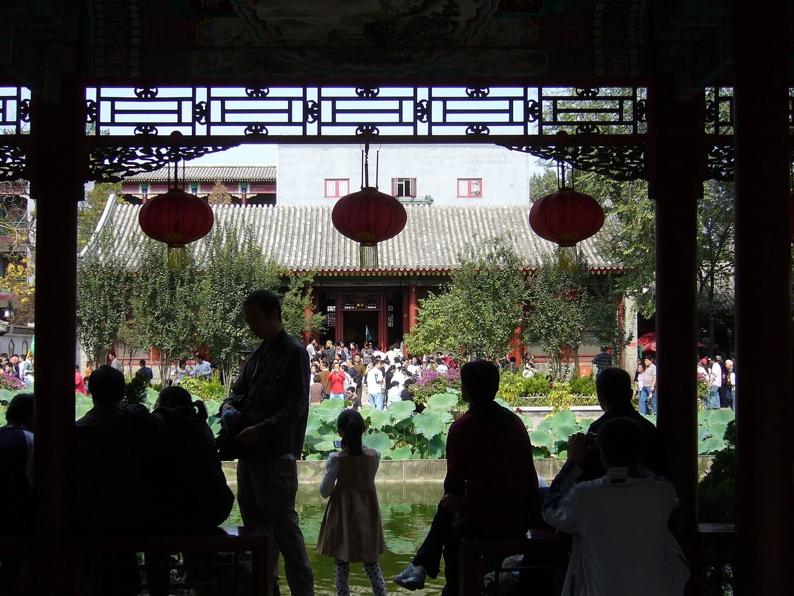Garden at GongWangFu (2916312513).jpg
